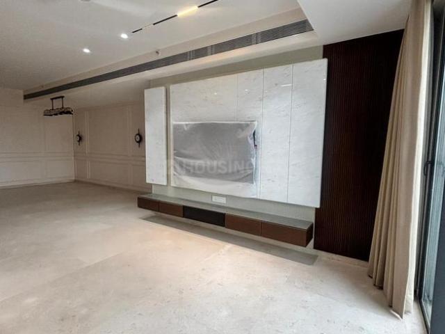 3 BHK Apartment in Bandra West for resale Mumbai. The reference number is 20352500