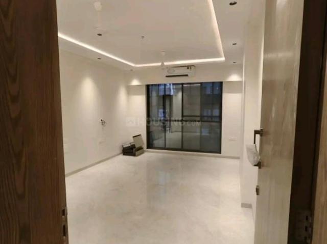 3 BHK Apartment in Bandra West for resale Mumbai. The reference number is 20369607