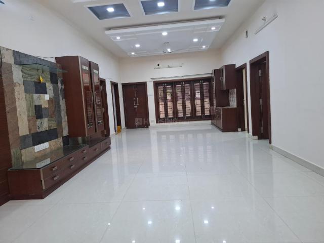 3 BHK Apartment in Banjara Hills for rent Hyderabad. The reference number is 19744501
