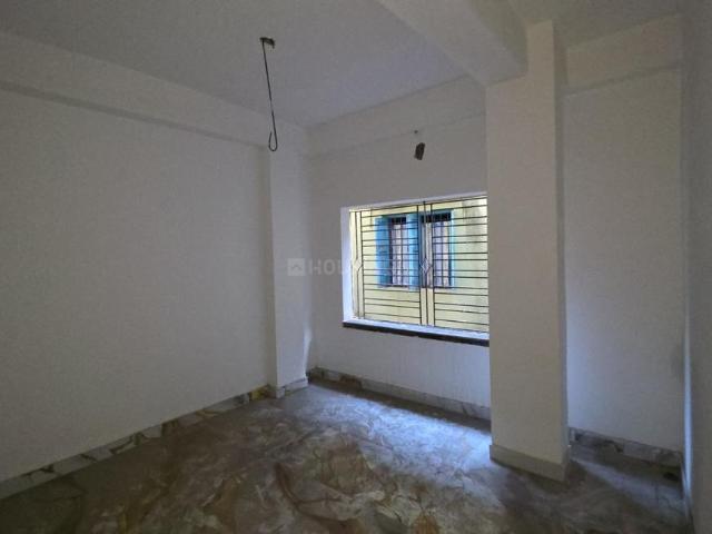 3 BHK Apartment in Baranagar for resale Kolkata. The reference number is 20697159