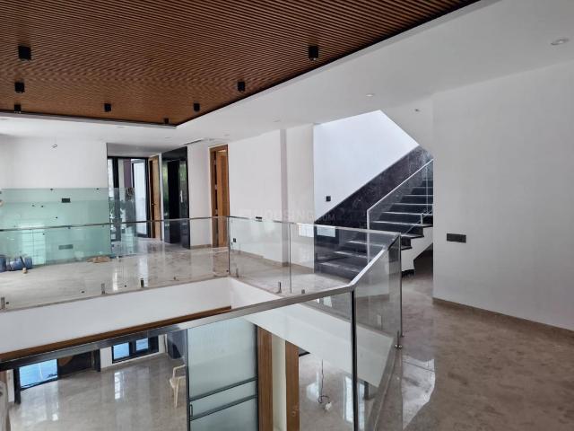 3 BHK Apartment in Begumpet for rent Hyderabad. The reference number is 20814740