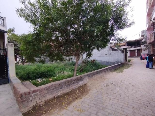 3 BHK Apartment in Behala for resale Kolkata. The reference number is 14421286