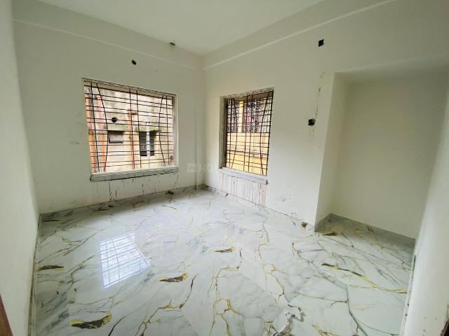 3 BHK Apartment in Behala for resale Kolkata. The reference number is 19268201