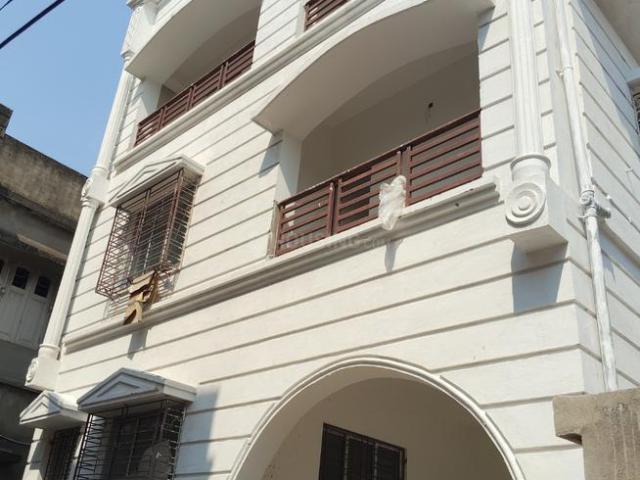 3 BHK Apartment in Behala for resale Kolkata. The reference number is 19918510