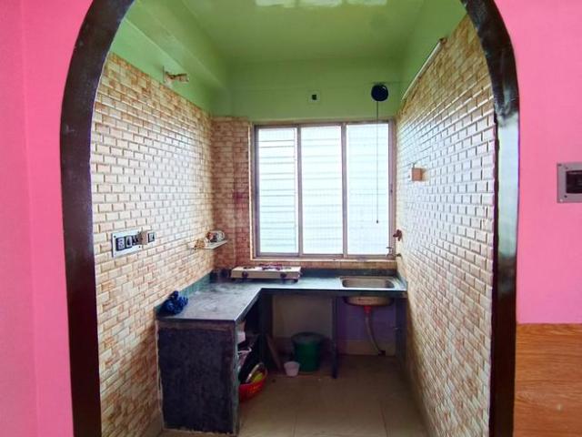 3 BHK Apartment in Behala for resale Kolkata. The reference number is 20655107