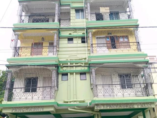 3 BHK Apartment in Behala for resale Kolkata. The reference number is 20665947
