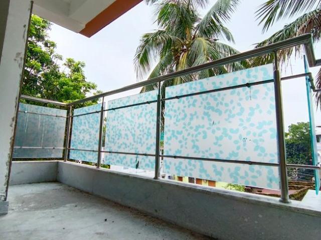3 BHK Apartment in Behala for resale Kolkata. The reference number is 20715005