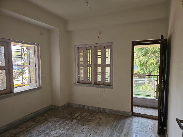 3 BHK Apartment in Belghoria for resale Kolkata. The reference number is 19890495