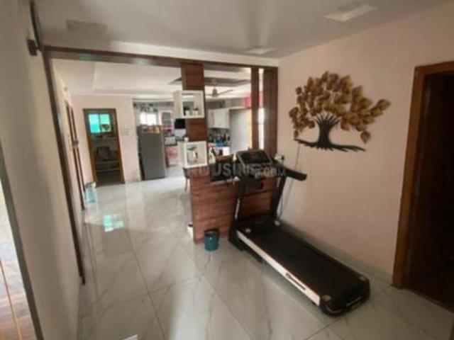 3 BHK Apartment in Benz Circle for rent Vijayawada. The reference number is 18606343