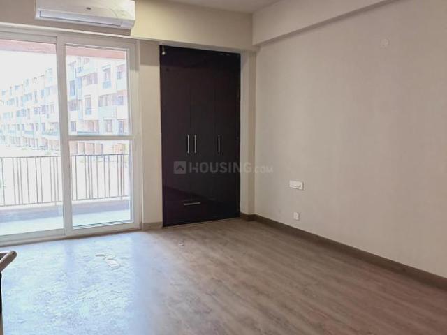 3 BHK Apartment in Bhabat for rent Zirakpur. The reference number is 20701455