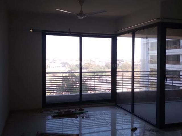 3 BHK Apartment in Bhadaj for rent Ahmedabad. The reference number is 19624070