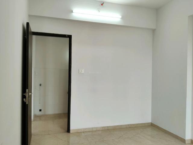 3 BHK Apartment in Bhandup West for rent Mumbai. The reference number is 18558560