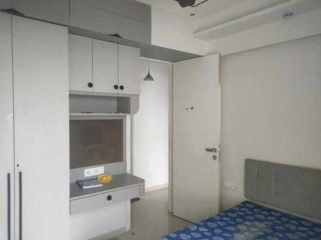 3 BHK Apartment in Bhandup West for rent Mumbai. The reference number is 20039807