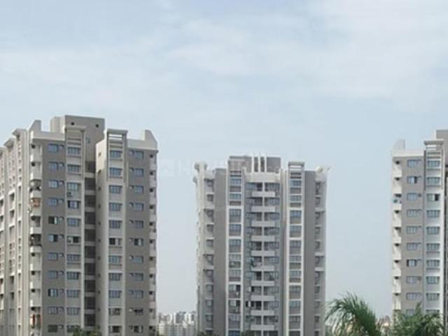 3 BHK Apartment in Bhatha for resale Surat. The reference number is 20042372