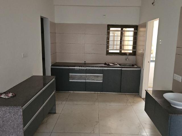 3 BHK Apartment in Bhayli for rent Vadodara. The reference number is 17014169