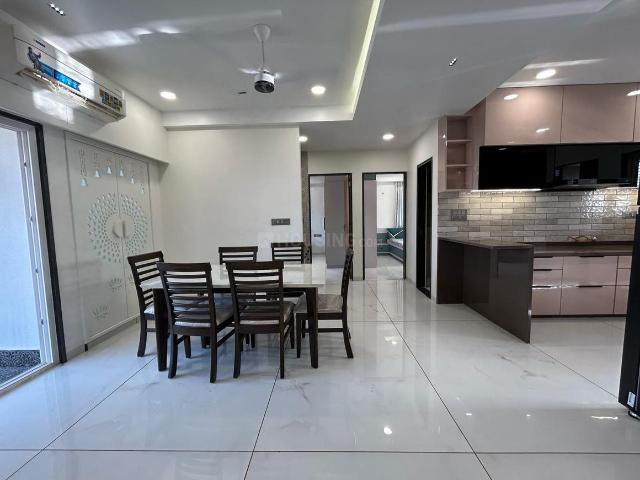 3 BHK Apartment in Bhayli for rent Vadodara. The reference number is 17126796