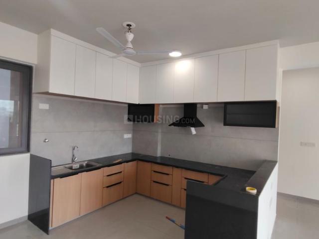 3 BHK Apartment in Bhayli for rent Vadodara. The reference number is 20164977