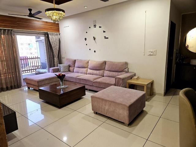 3 BHK Apartment in Bhayli for rent Vadodara. The reference number is 20298625