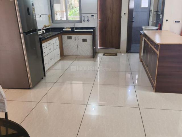 3 BHK Apartment in Bhayli for rent Vadodara. The reference number is 20776526