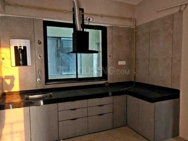 3 BHK Apartment in Bhimrad for rent Surat. The reference number is 19264620