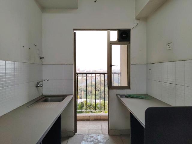 3 BHK Apartment in Bhiwandi for rent Thane. The reference number is 18980808