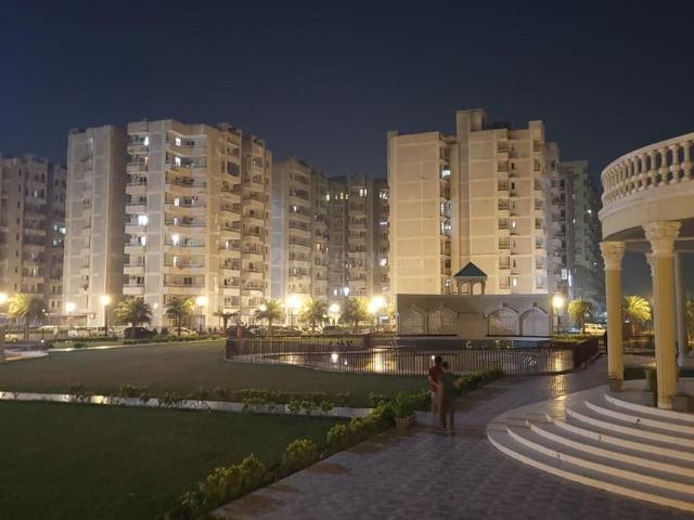 3 BHK Apartment in Bhopura for resale Ghaziabad. The reference number is 20667131