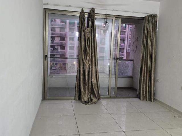 3 BHK Apartment in Gota for rent Ahmedabad. The reference number is 18831812