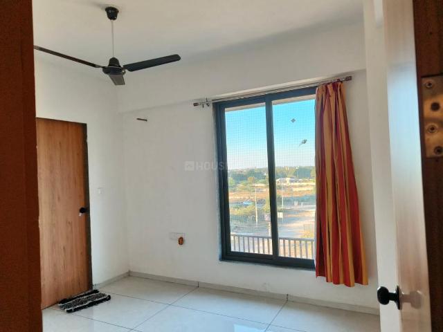 3 BHK Apartment in Gota for rent Ahmedabad. The reference number is 19983955