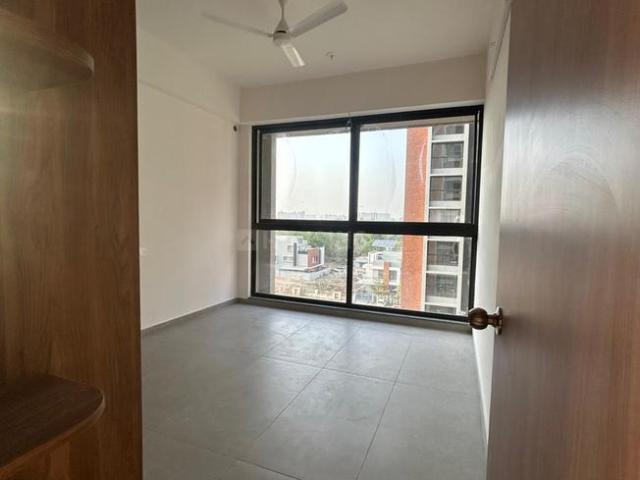 3 BHK Apartment in Gota for rent Ahmedabad. The reference number is 20804169