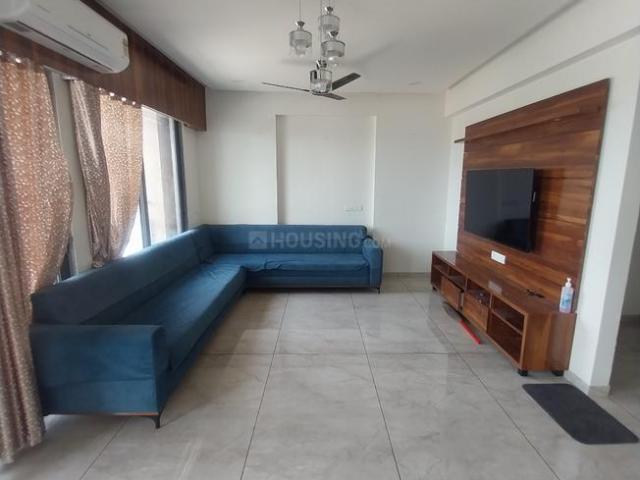 3 BHK Apartment in Gota for rent Ahmedabad. The reference number is 20219037
