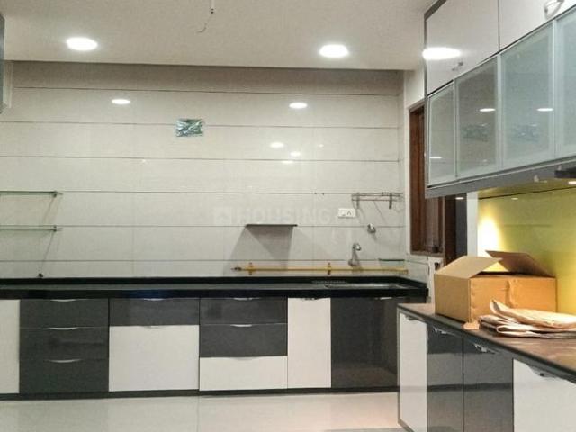 3 BHK Apartment in Gota for rent Ahmedabad. The reference number is 20263653