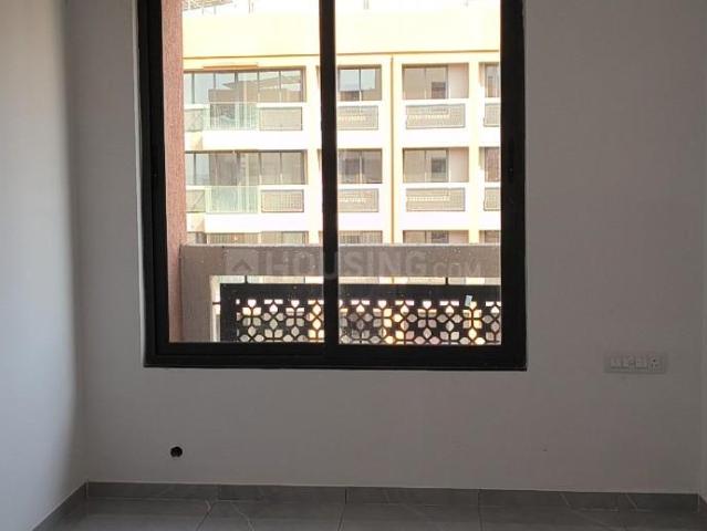 3 BHK Apartment in Gota for rent Ahmedabad. The reference number is 20335144