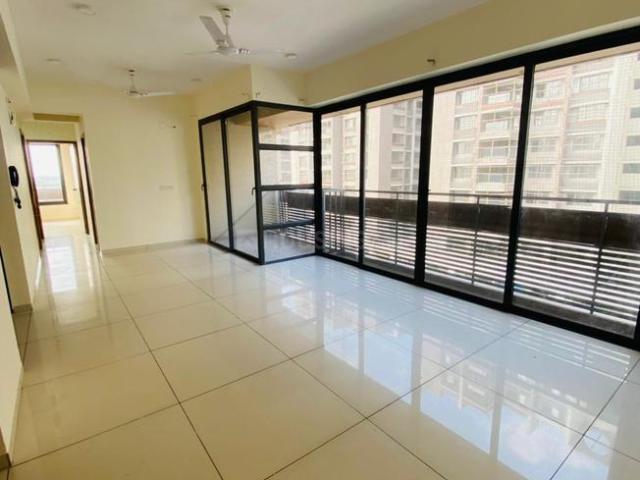 3 BHK Apartment in Gota for resale Ahmedabad. The reference number is 19323224