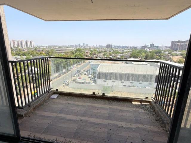 3 BHK Apartment in Gota for resale Ahmedabad. The reference number is 20110732