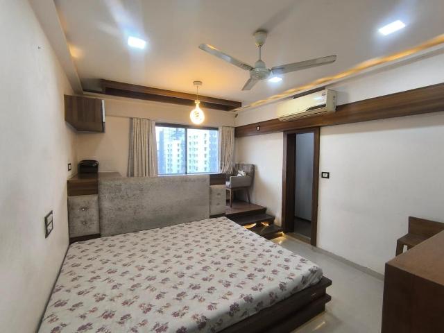 3 BHK Apartment in Gota for resale Ahmedabad. The reference number is 20550852