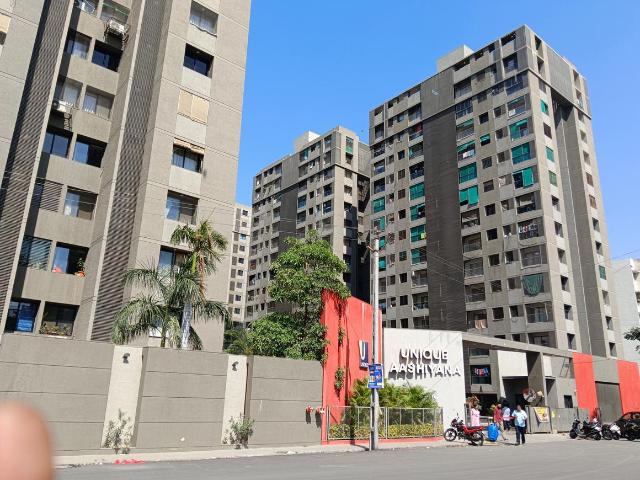 3 BHK Apartment in Gota for resale Ahmedabad. The reference number is 20579872