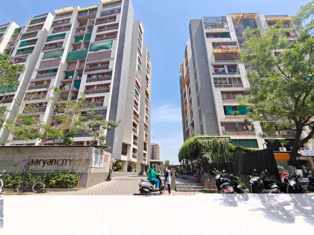 3 BHK Apartment in Gota for resale Ahmedabad. The reference number is 20852531