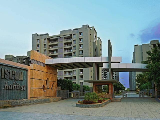 3 BHK Apartment in Gotri for resale Vadodara. The reference number is 20794749