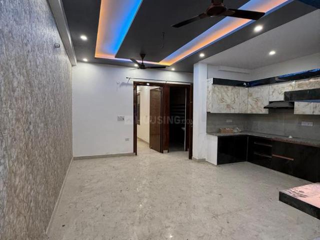 3 BHK Apartment in Govindpuram for resale Ghaziabad. The reference number is 19813004