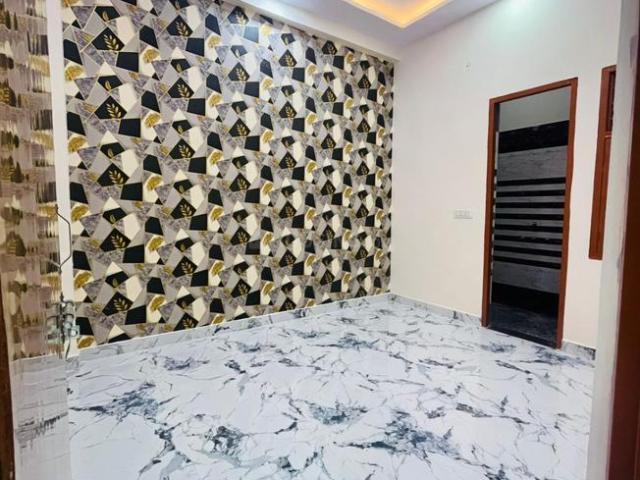 3 BHK Apartment in Govindpuram for resale Ghaziabad. The reference number is 19943321