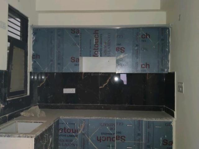 3 BHK Apartment in Govindpuram for resale Ghaziabad. The reference number is 19113726