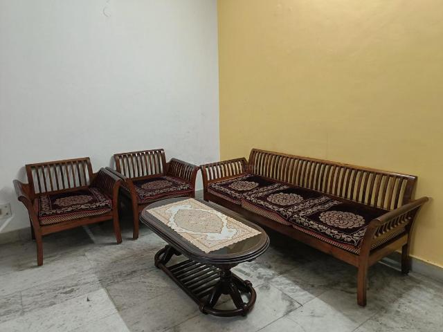 3 BHK Apartment in Govindpuri for rent New Delhi. The reference number is 20395736