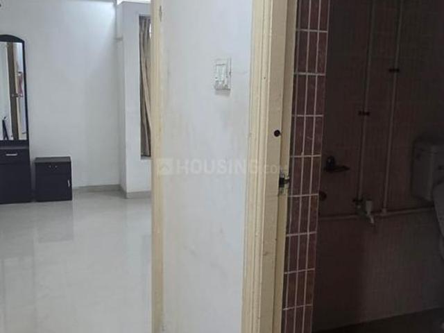 3 BHK Apartment in Gokhalenagar for rent Pune. The reference number is 20375117