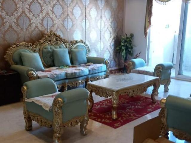 3 BHK Apartment in Gomti Nagar for rent Lucknow. The reference number is 16035126