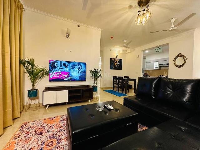 3 BHK Apartment in Gomti Nagar for rent Lucknow. The reference number is 17883210