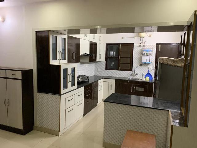 3 BHK Apartment in Gomti Nagar for rent Lucknow. The reference number is 20798804