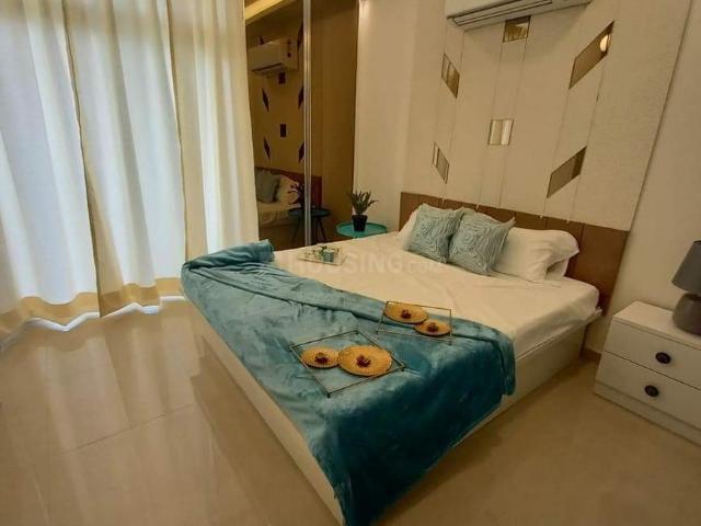 3 BHK Apartment in Gomti Nagar for resale Lucknow. The reference number is 19118330
