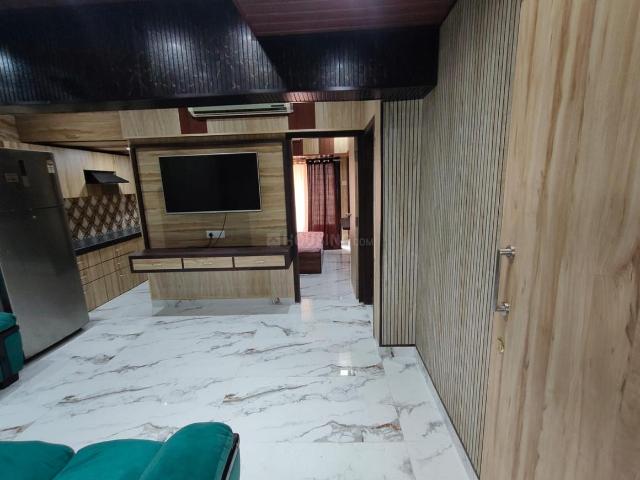 3 BHK Apartment in Goregaon East for rent Mumbai. The reference number is 19790393