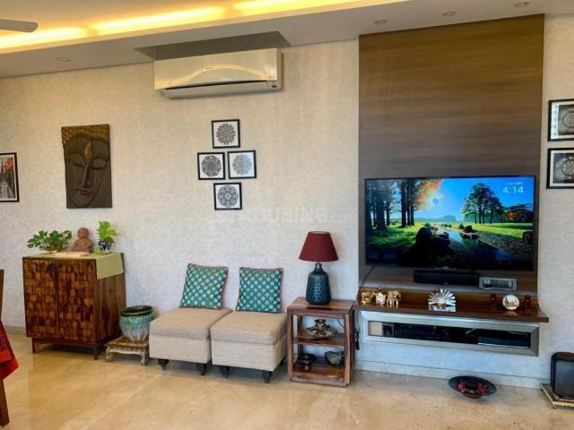 3 BHK Apartment in Goregaon East for rent Mumbai. The reference number is 19871535