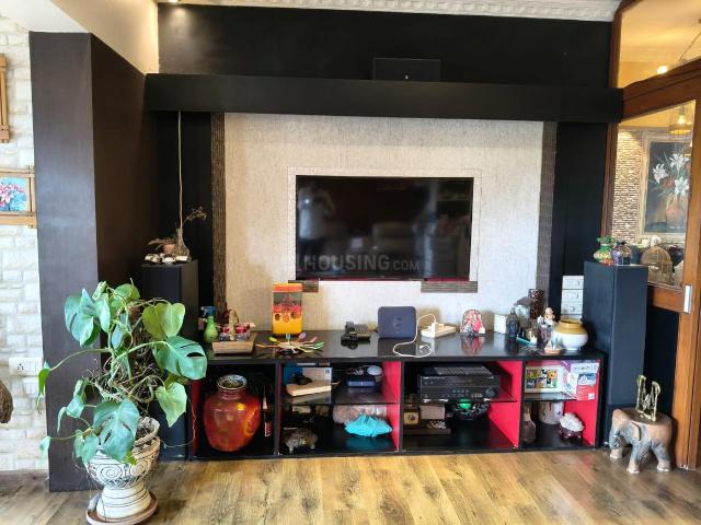 3 BHK Apartment in Goregaon East for rent Mumbai. The reference number is 19874541